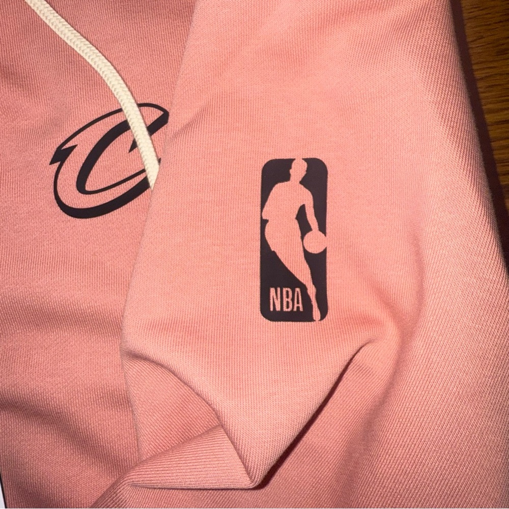 Cleveland Cavaliers Nike Zip Up - Picture 4 of 5